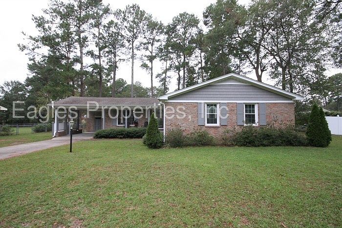 1st image of 1606 Boyette Dr