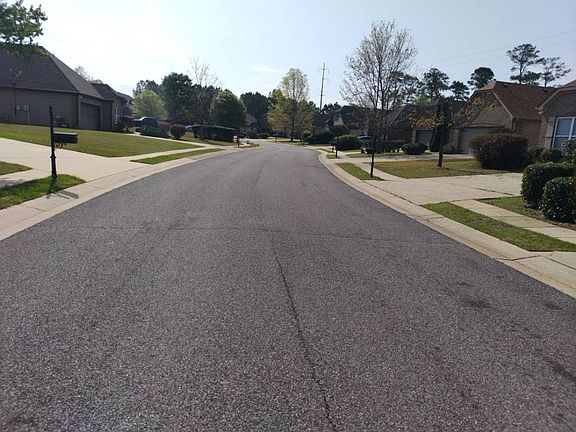 4th image of 4611 Rosser Loop Dr