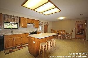 2nd image of 6955 Friesenhahn St