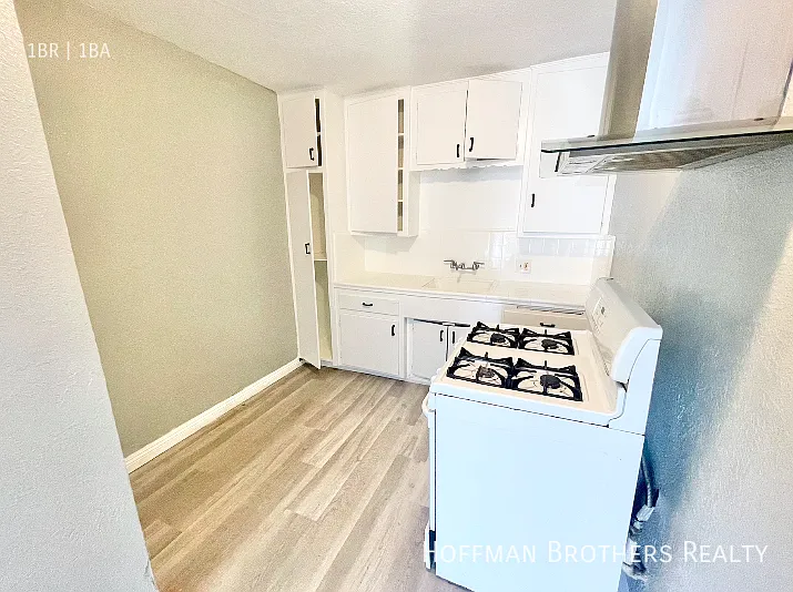 441 W Santa Cruz St San Pedro, CA 90731 — Photo 2