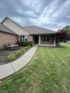 433 N Drewrys Bluff Dr — Photo 2