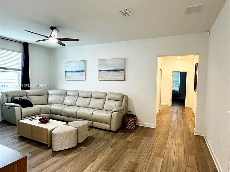 1217 Reunion Village Blvd — Photo 30