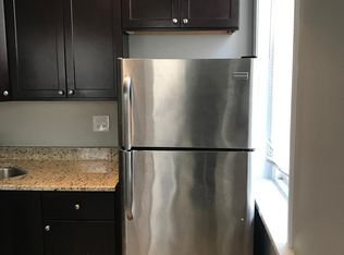 2300 W 21st Pl #1R, Chicago, IL 60608