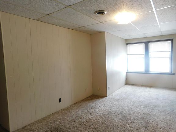 3rd image of 300 S Main St APT 24