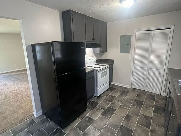 5th image of 429 Freeport Dr