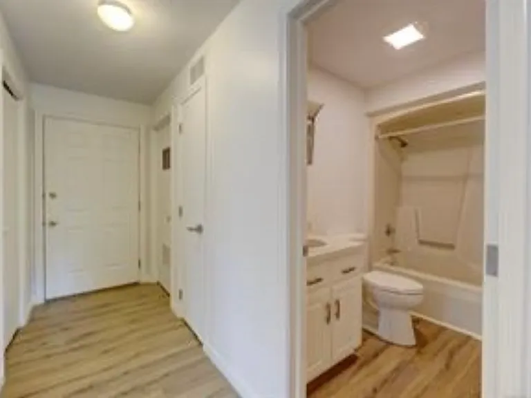 54 Oak St #11 — Photo 15