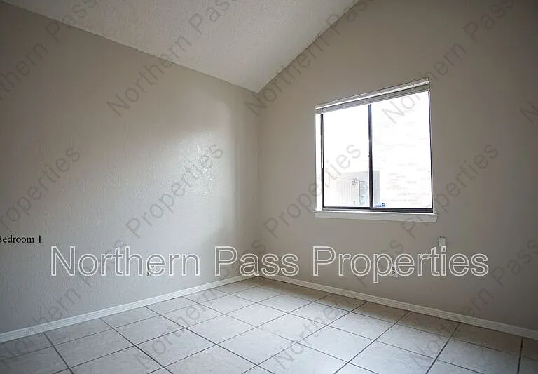 1376 Trudy Elaine Dr #D — Photo 11