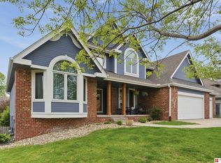 412 S 159th Ave, Omaha, NE 68118