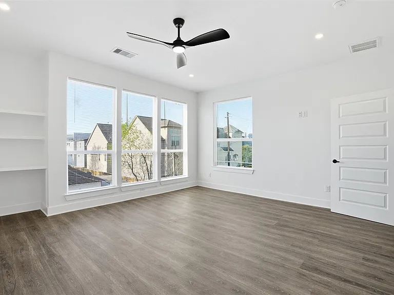 3411 Nance St — Photo 30
