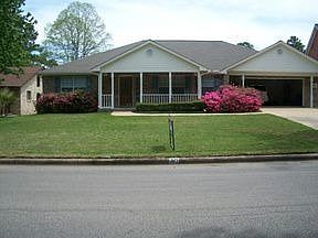 1st image of 525 Elkins Lk