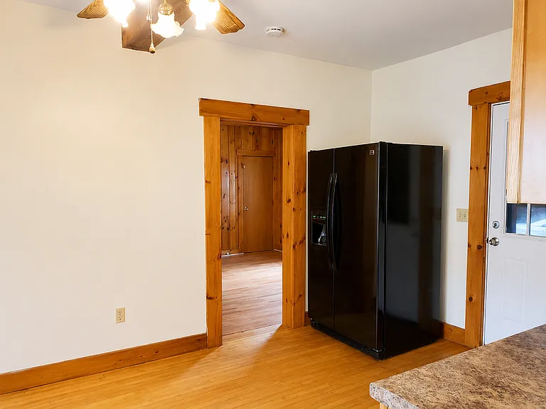 332 Wallingford Ave — Photo 9