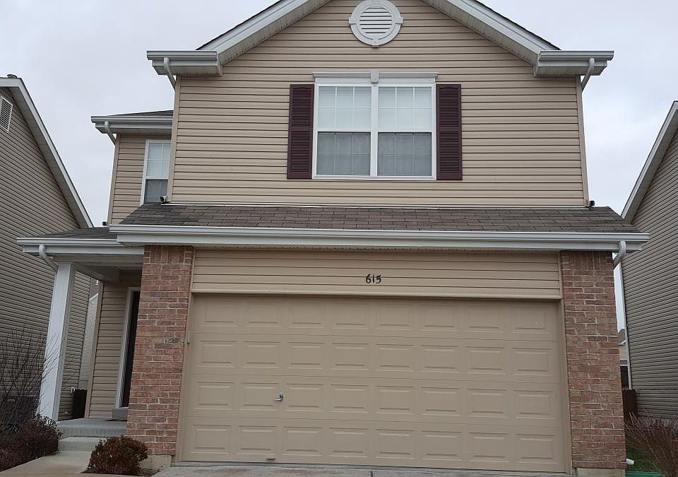 Welcome to 615 Spring Manor, 3 bed 2 and a half bath home in Springhurst