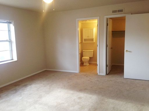 2nd image of 200 Sunrise Dr APT 07