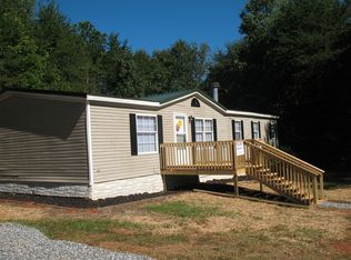 116 Flowing Ln, Mooresboro, NC 28114