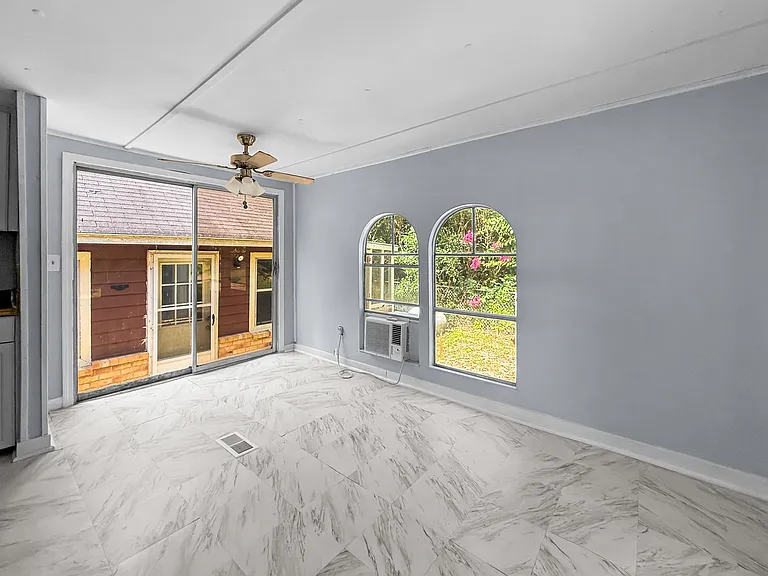 143 Maple St — Photo 4