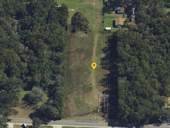 4th image of 6800 Community Dr