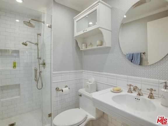 3rd image of 10227 Mossy Rock Cir #69