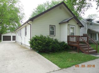 204 N 3rd Ave, Washta, IA 51061