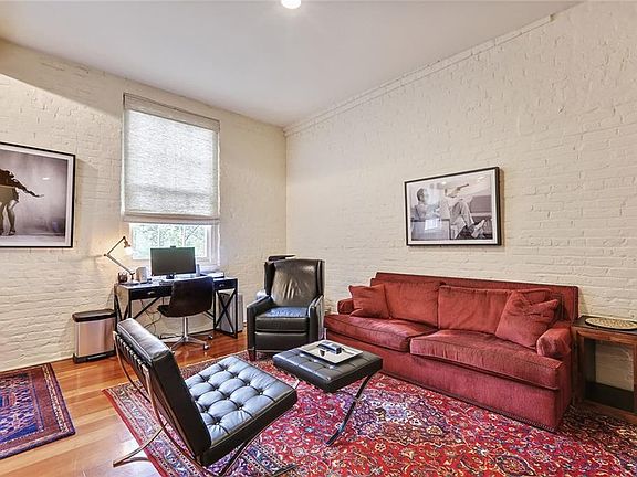 3rd image of 448 Julia St APT 301