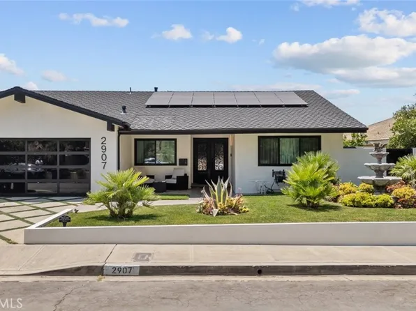 2907 Rolling Ridge Dr, Burbank, CA 91504