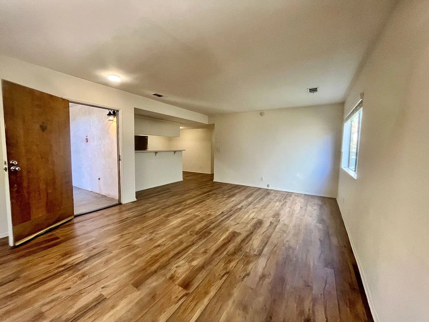 622 E. Holly Avenue Apartments — Photo 3