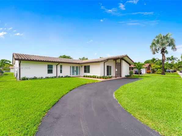 9720 SW 189th St, Cutler Bay, FL 33157