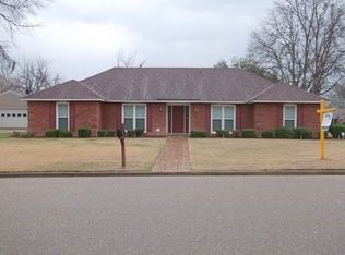 2425 Sagewood Dr, Montgomery, AL 36117