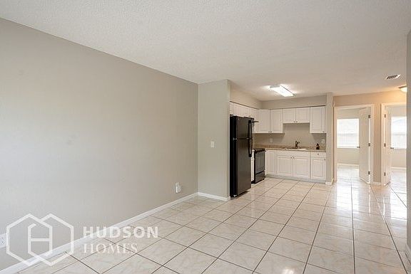 3rd image of 1411 E 109th Ave