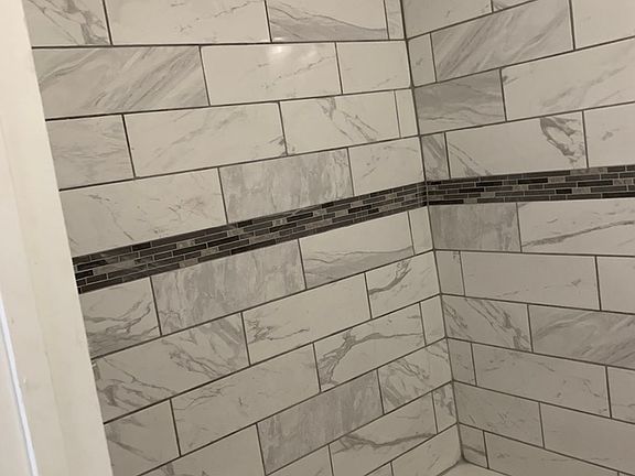 4th image of 324 Ashlawn Dr APT 5