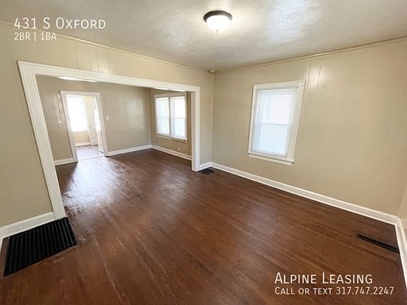 3rd image of 431 S Oxford St