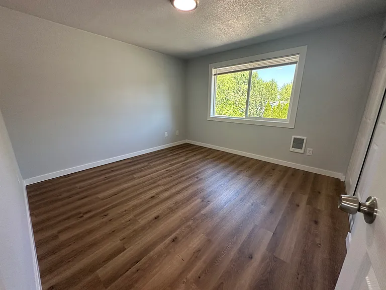 1730 NE Darby St — Photo 11