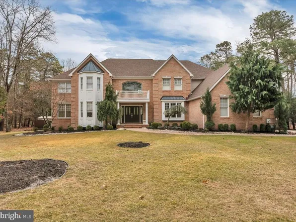 17 Brookwood Dr, Medford, NJ 08055