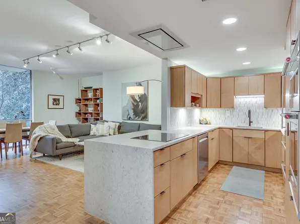 130 26th St NW APT 202, Atlanta, GA 30309