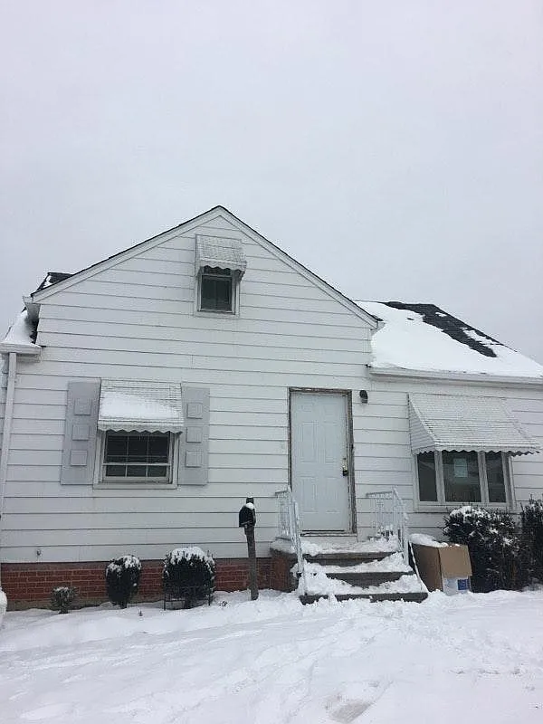 14613 Kennerdown Ave photo 1