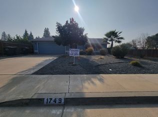 1749 E Laurel Ave, Visalia, CA 93292