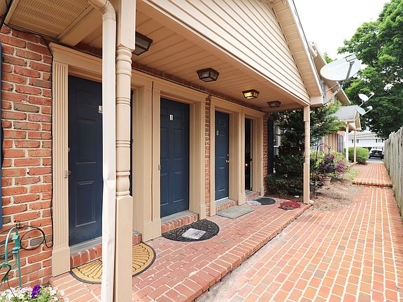 2nd image of 1530 W Main St APT I