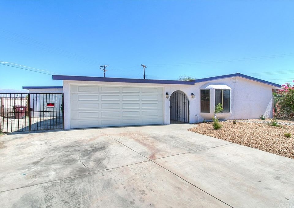 1st image of 46526 Aster Ct