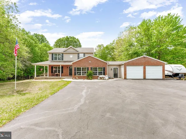 7870 Lakes End Ct, La Plata, MD 20646