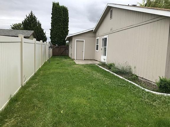 4th image of 973 Eastland Dr N
