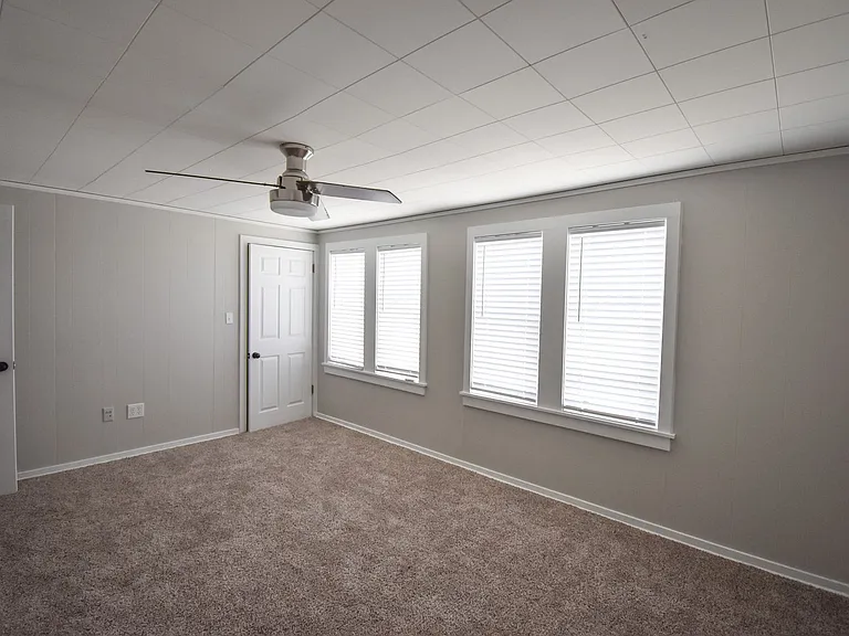 13292 State Highway 110 N — Photo 15