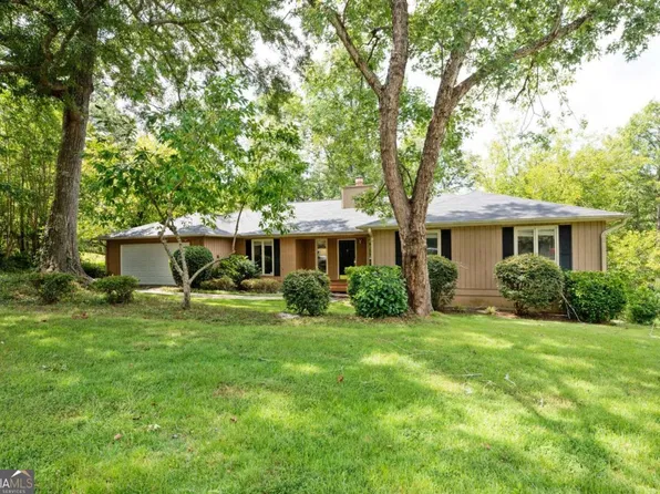 5 Trapper Ct, Midland, GA 31820