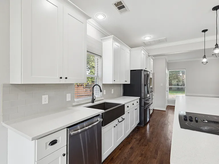 6043 Fieldstone Dr — Photo 11