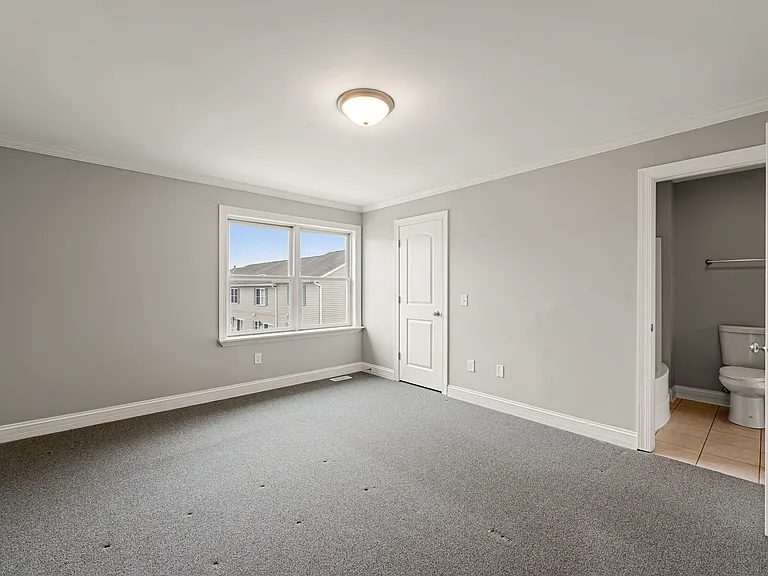 412 N Grainger Ln — Photo 14