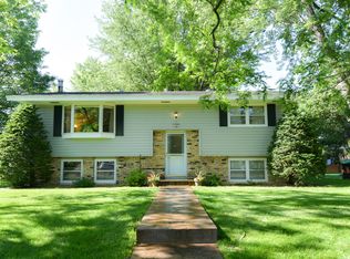 7101 111th Ave N, Champlin, MN 55316