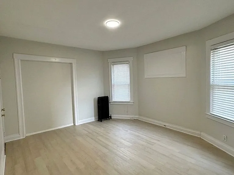 64 Van Buren St #1 — Photo 5