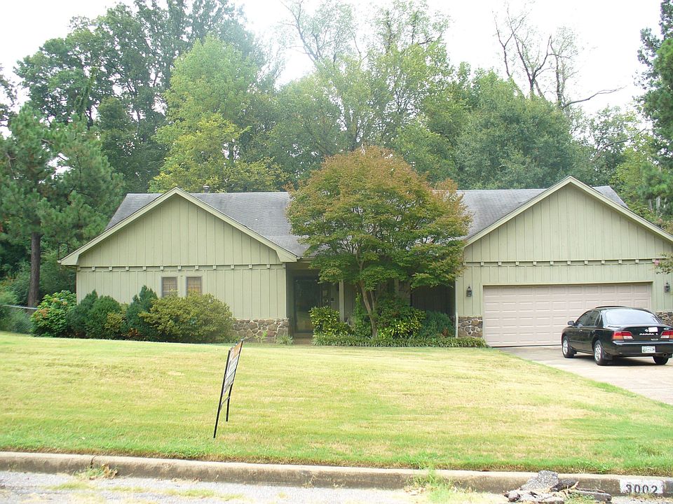 A lavish home steeped in quiet luxury!