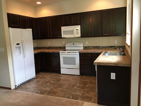 2nd image of 319 Yauger Way NW #101
