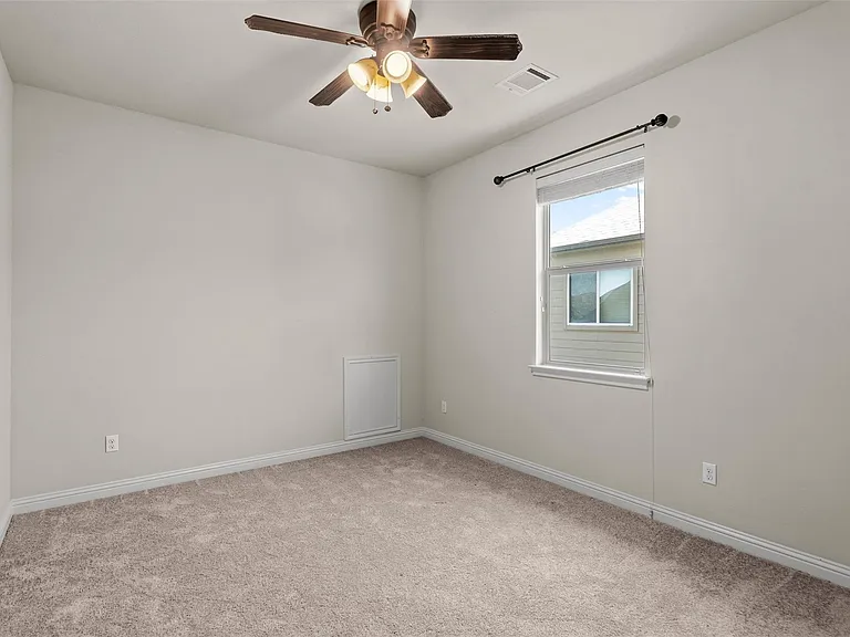 2693 Mirasol Loop — Photo 32