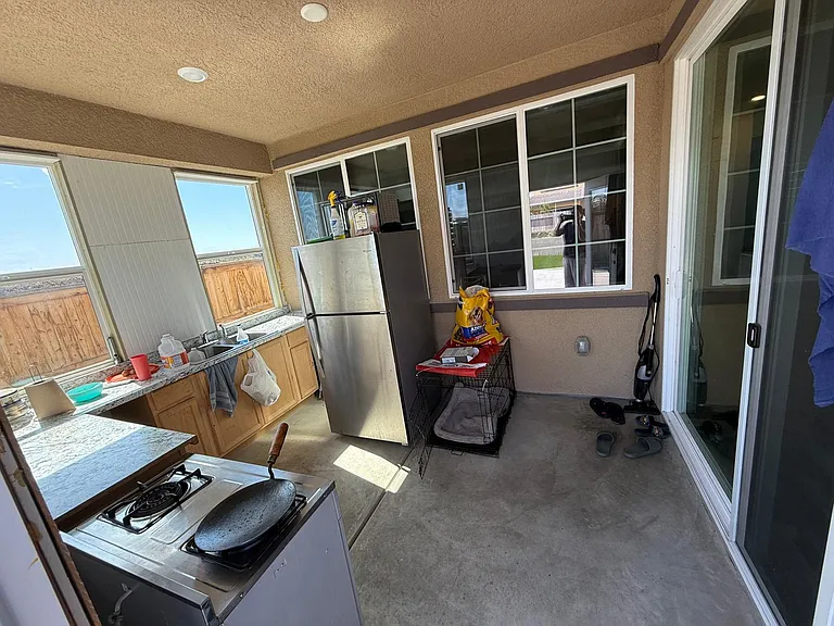 6000 Moon River Way — Photo 9