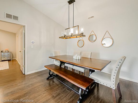 3rd image of 13203 Chesapeake Circle #146